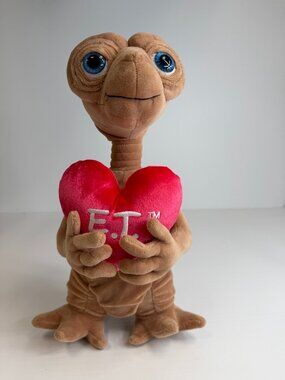 ET Plush Stuffed Animal Heart Soft Toy Universal Collect Holiday Work Party Nw